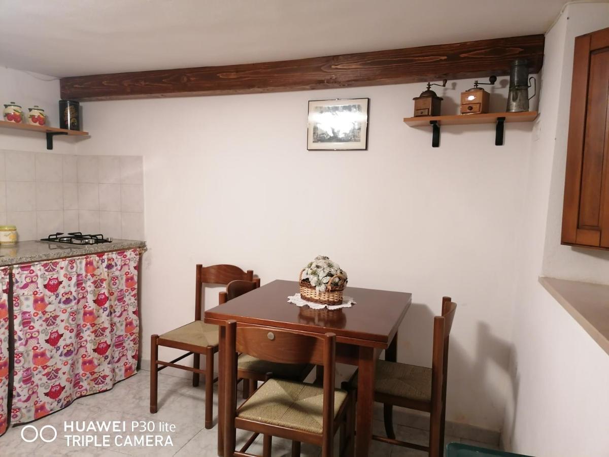 Apartament La Casa Di Luisa Santu Lussurgiu Zewnętrze zdjęcie